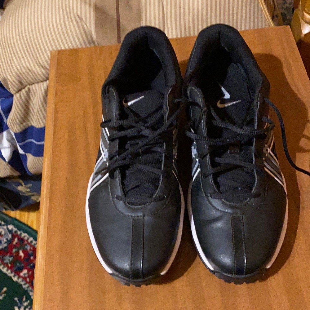 Nike Beautiful design sneakers comfortable